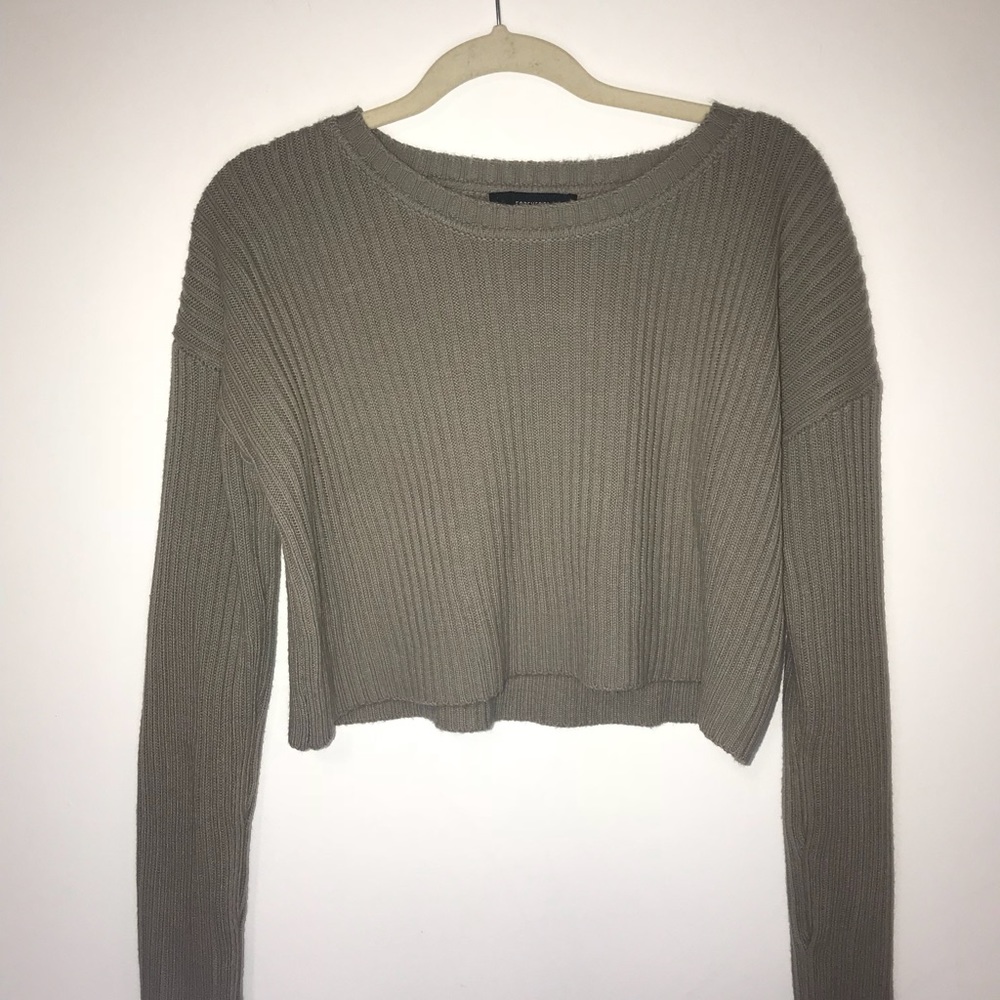 FOREVER 21 SWEATER